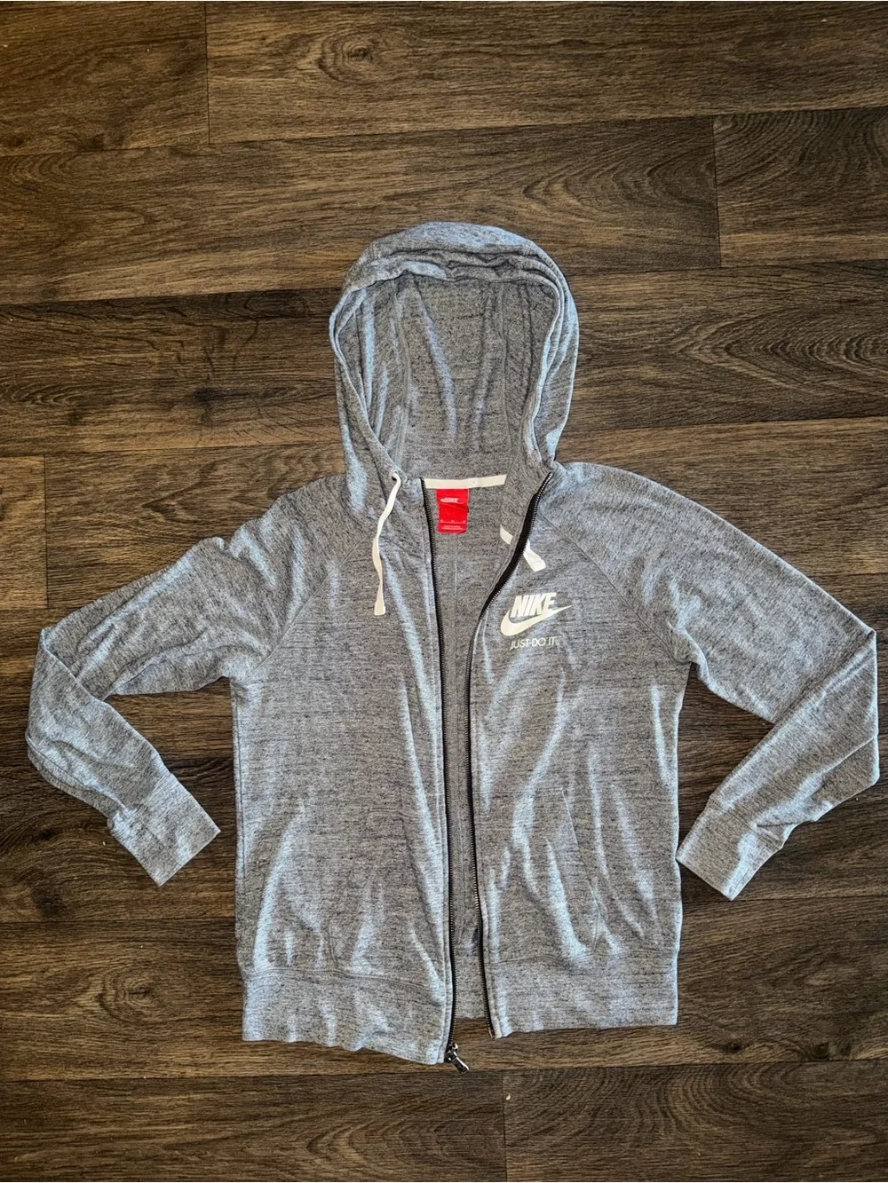 Nike women gray